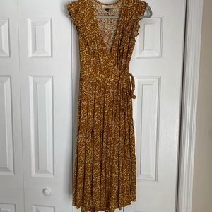 COPY - Midi Sleeveless Wrap Dress